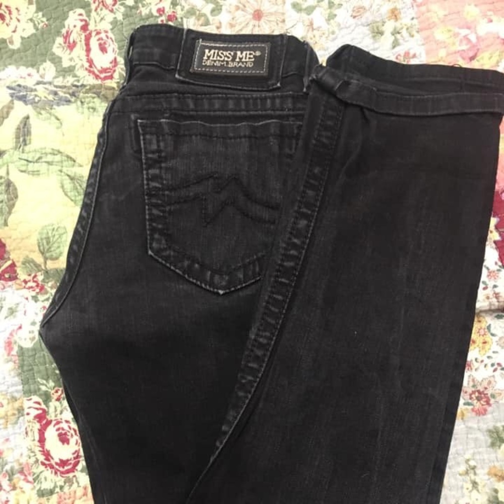 Women’s Miss Me Jeans